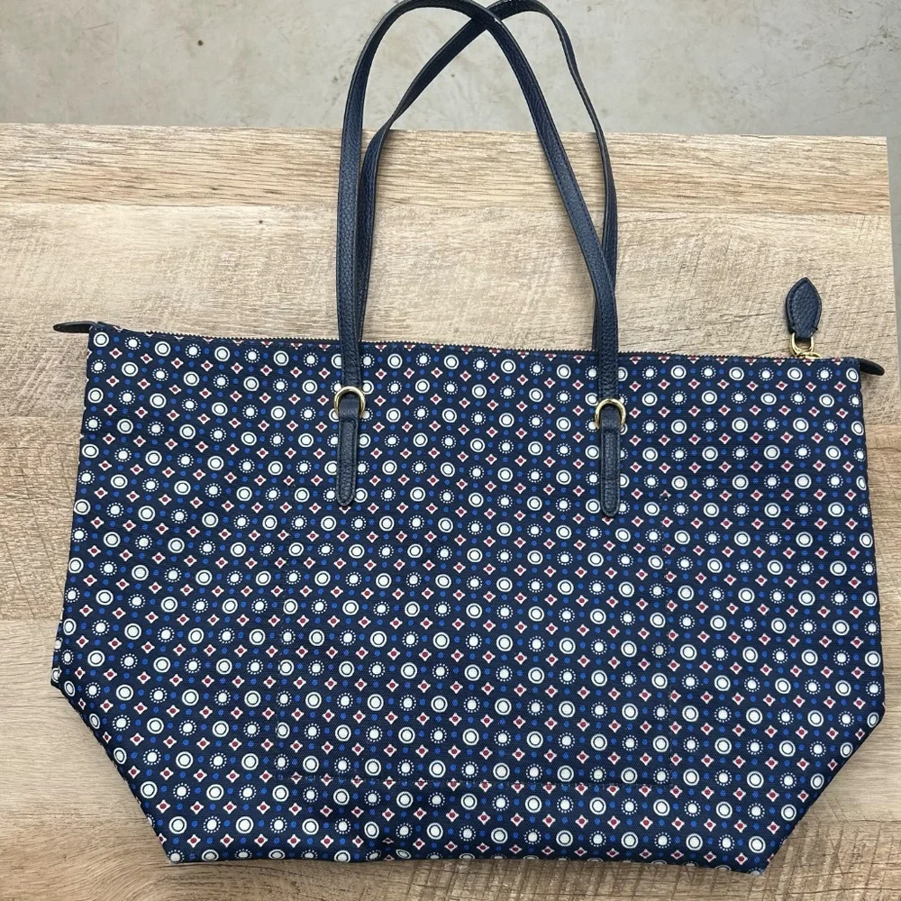 Lauren Ralph Lauren Chadwick Medium Tote - Picture 2 of 8